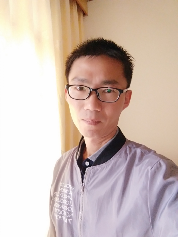 平凡的风的第二张照片--鞍山相亲服务中心