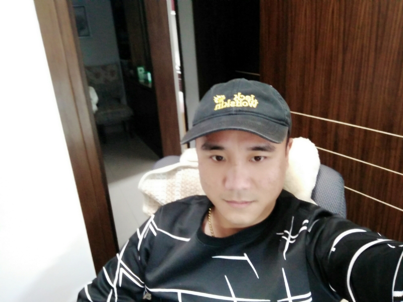 坚持我爱的第一张照片--鞍山相亲服务中心