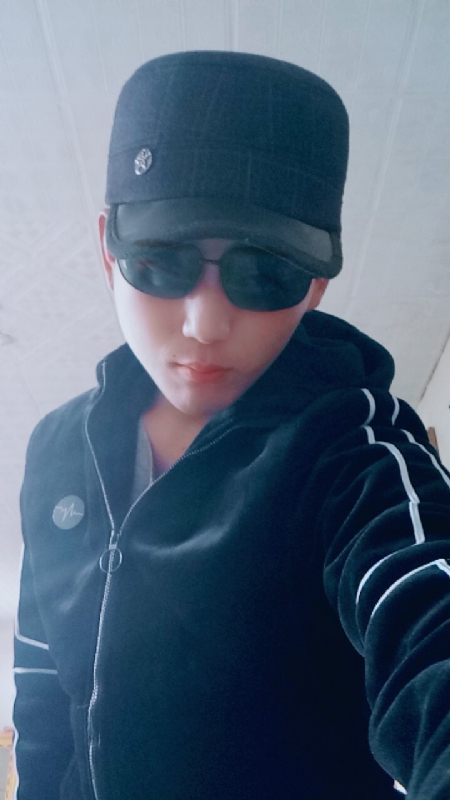 等你的季节的第一张照片--鞍山相亲服务中心