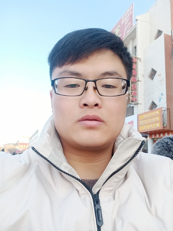 执子之手与子偕老的第一张照片--鞍山相亲服务中心