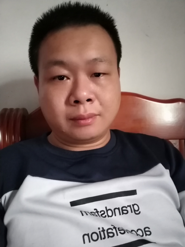 飞的第一张照片--鞍山相亲服务中心