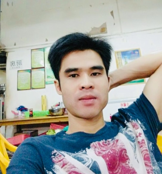 Huang的第一张照片--鞍山相亲服务中心