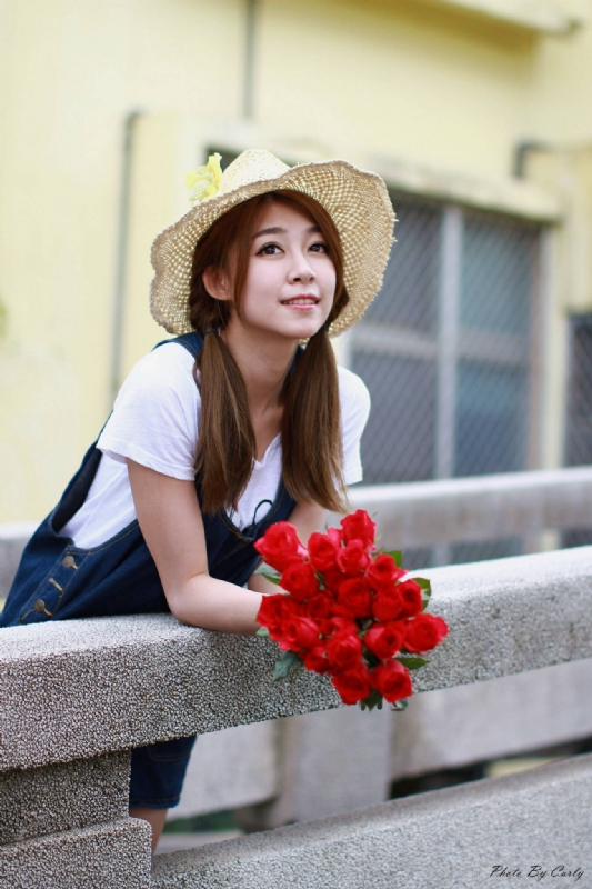 阳光朵朵的第一张照片--鞍山相亲服务中心