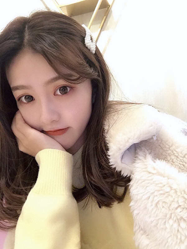 薇薇外送的第一张照片--鞍山相亲服务中心