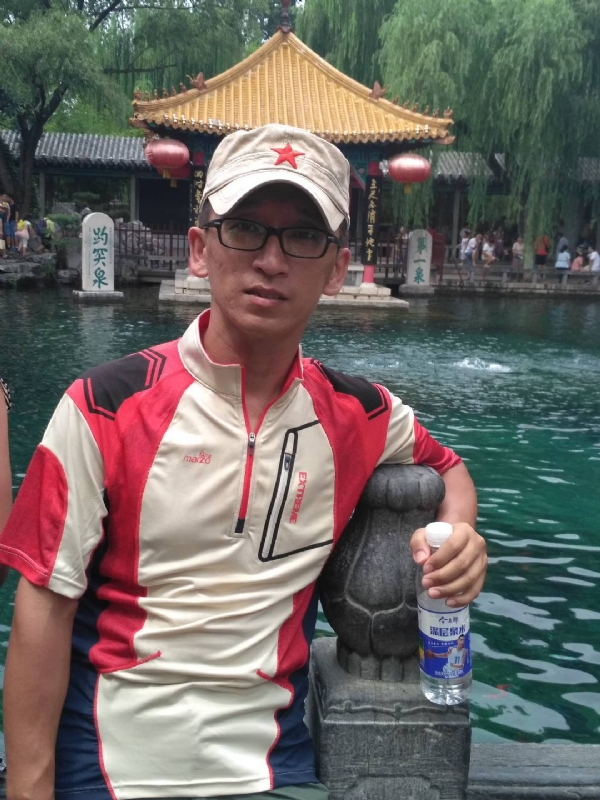 晓峰的第一张照片--鞍山相亲服务中心