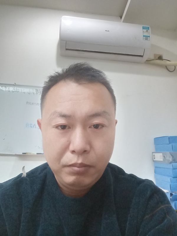 寻找另一半的第二张照片--鞍山相亲服务中心