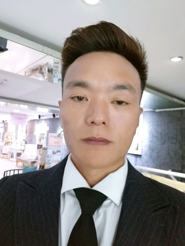 醉酒的蝴蝶的第一张照片--鞍山相亲服务中心