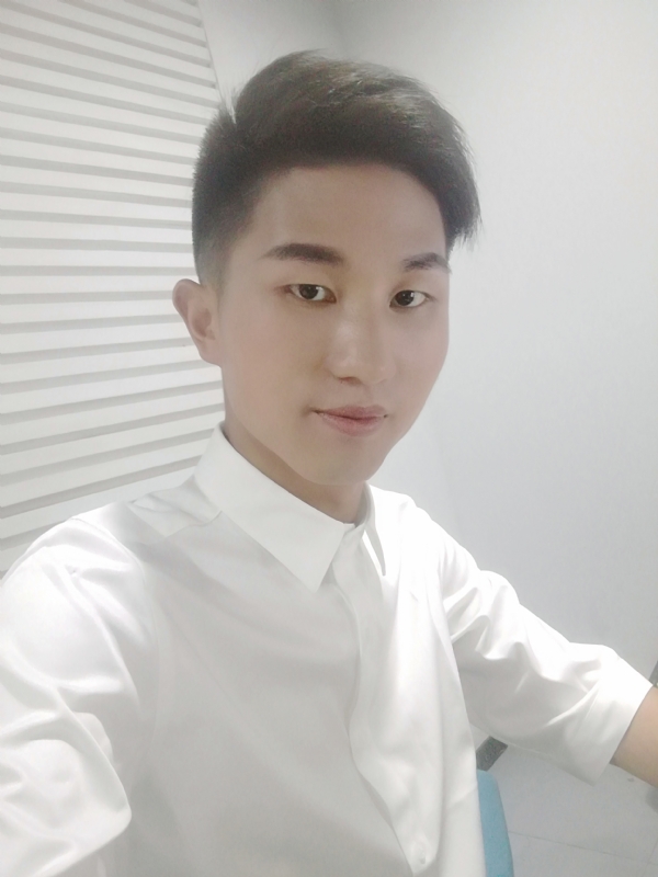 MrLi的第二张照片--鞍山相亲服务中心