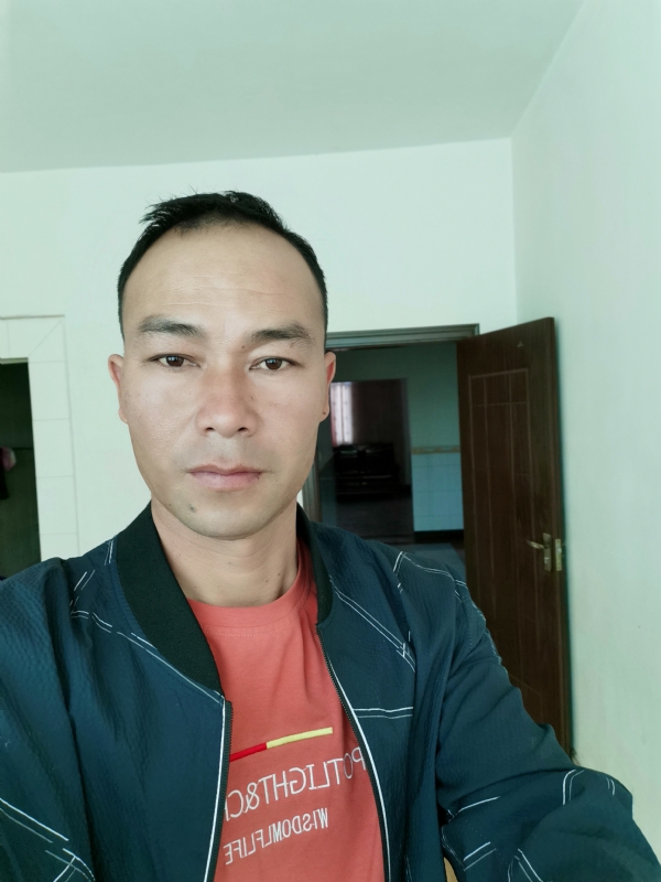 昊宇的第一张照片--鞍山相亲服务中心