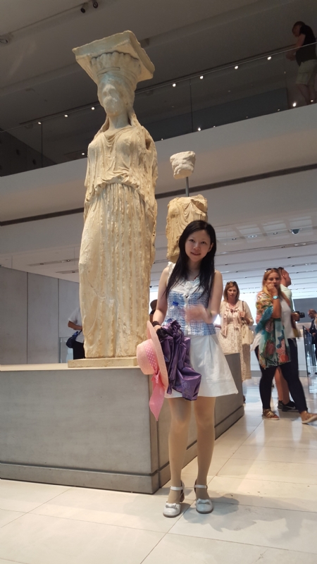 捻花微笑的第一张照片--鞍山相亲服务中心