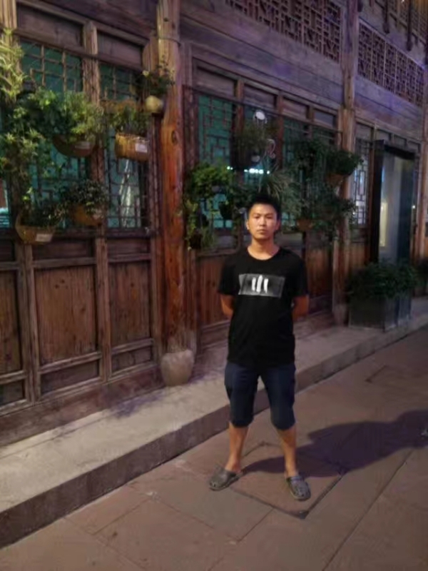 回忆的第一张照片--鞍山相亲服务中心