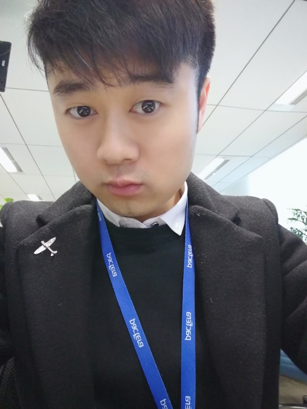 择一爱与被爱的第一张照片--鞍山相亲服务中心