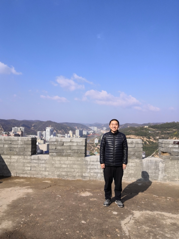 人间不值得的第一张照片--鞍山相亲服务中心