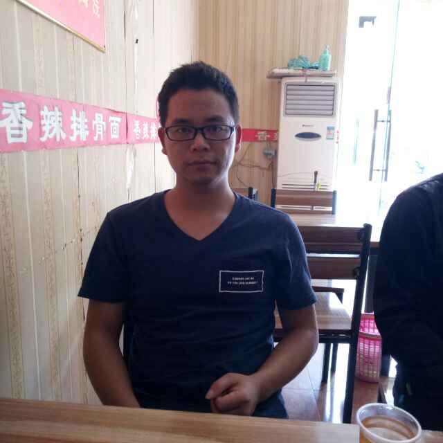 会哭的星星的第一张照片--鞍山相亲服务中心