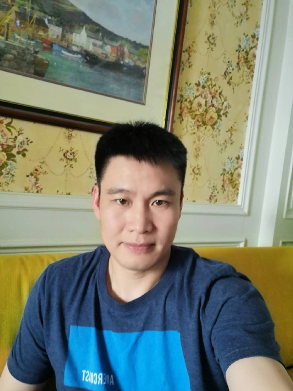 阳光灿烂的第二张照片--鞍山相亲服务中心