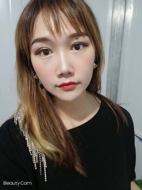 艾薇的第三张照片--鞍山相亲服务中心