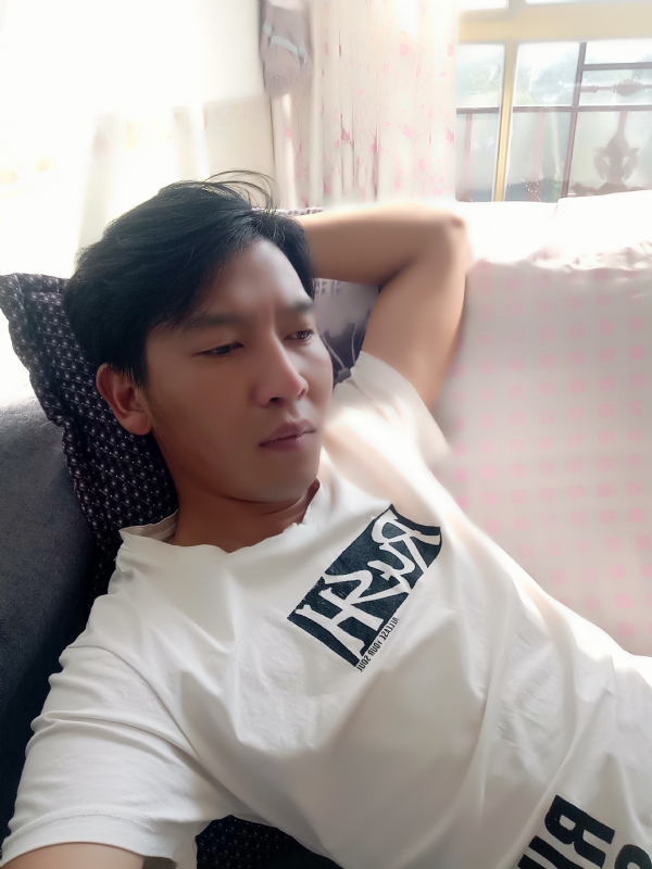 大通的第一张照片--鞍山相亲服务中心