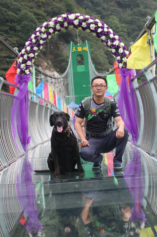 离人的第一张照片--鞍山相亲服务中心