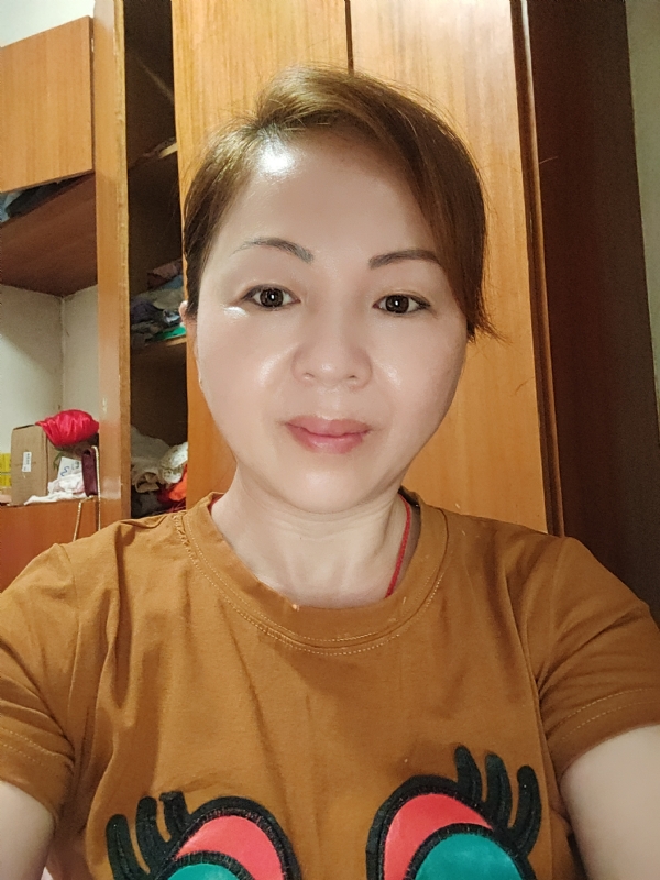 醉红颜的第一张照片--鞍山相亲服务中心