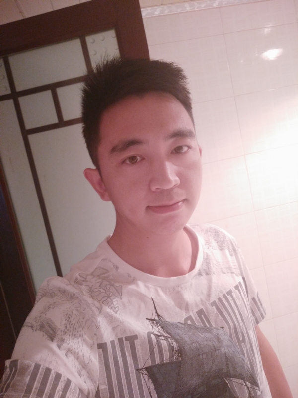 彭亮的第一张照片--鞍山相亲服务中心