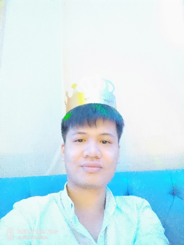 寻找另一半的第一张照片--鞍山相亲服务中心