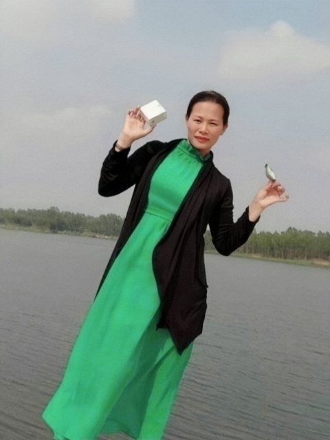 李梅的第三张照片--鞍山相亲服务中心