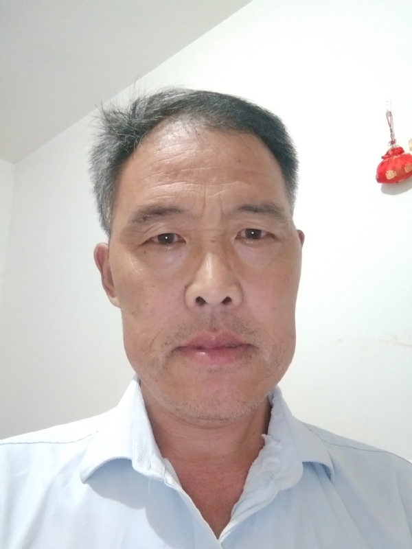 邹学辉的第三张照片--鞍山相亲服务中心