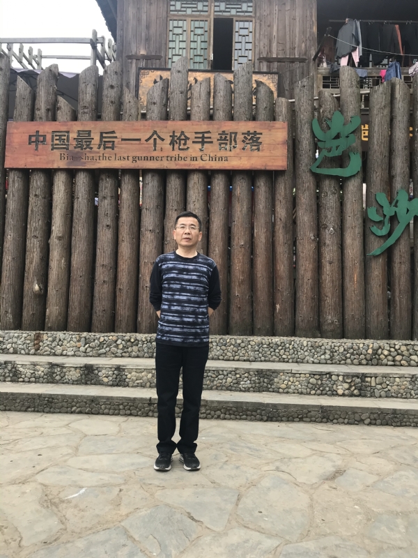 屯里的富豪的第一张照片--鞍山相亲服务中心