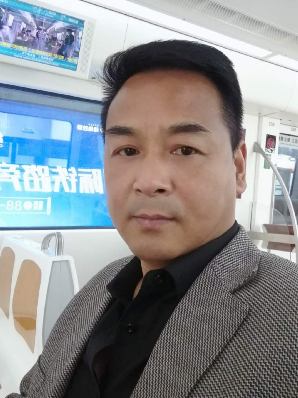 雪豹的第二张照片--鞍山相亲服务中心