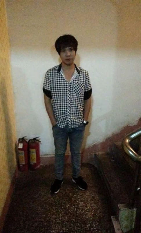 单身征婚的第一张照片--鞍山相亲服务中心