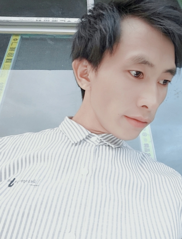 寻找下一个路口的第一张照片--鞍山相亲服务中心