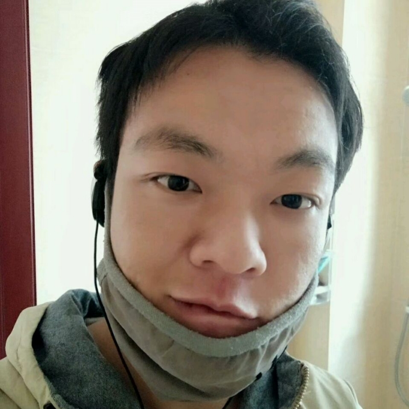 泡沫哭泣的第一张照片--鞍山相亲服务中心