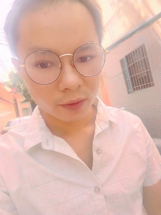 楠呐的第四张照片--鞍山相亲服务中心