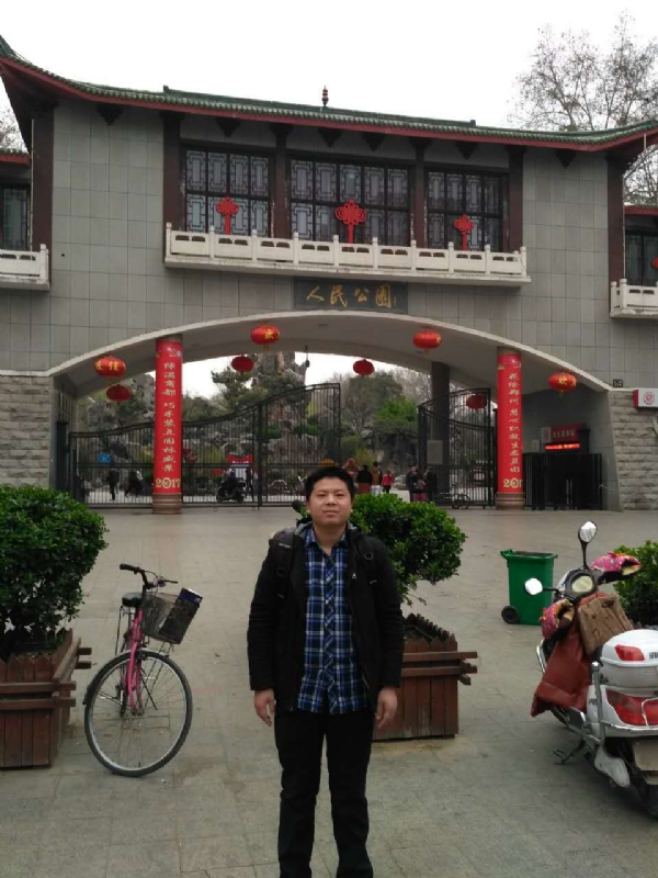 在奋斗的第四张照片--鞍山相亲服务中心