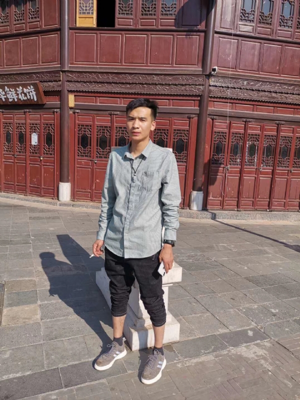 刘方的第一张照片--鞍山相亲服务中心