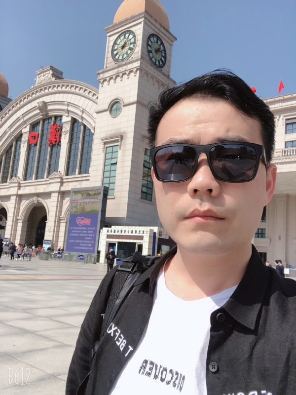 楚河畔的第一张照片--鞍山相亲服务中心