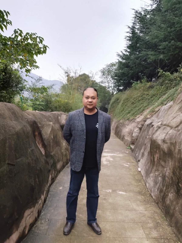 玉竹的第三张照片--鞍山相亲服务中心