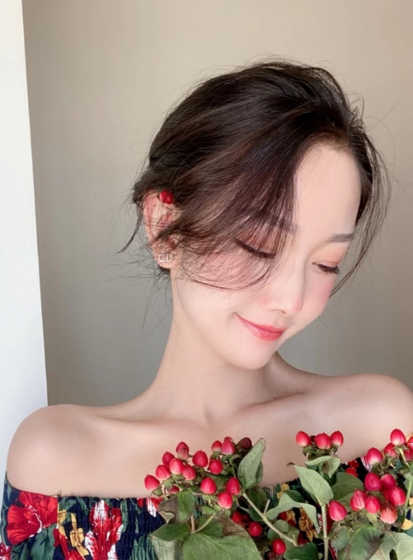 小诗vanessa的第二张照片--鞍山相亲服务中心