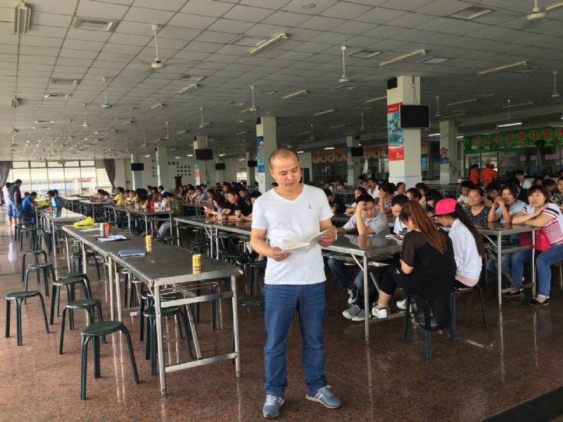 人在旅途的第二张照片--鞍山相亲服务中心