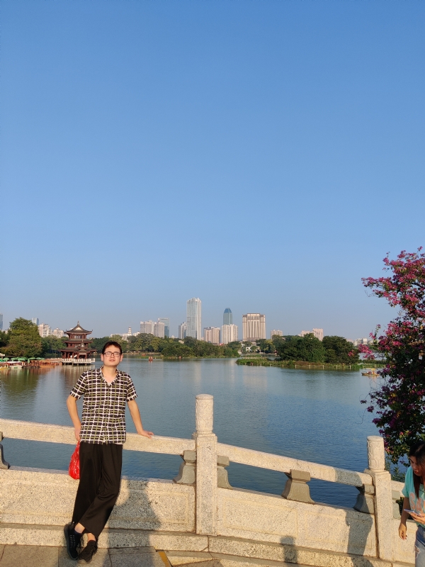 萍水相逢晏的第一张照片--鞍山相亲服务中心