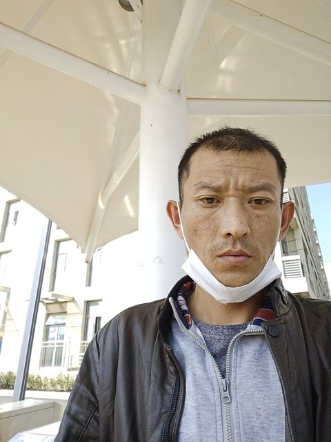 孤狼的第一张照片--鞍山相亲服务中心