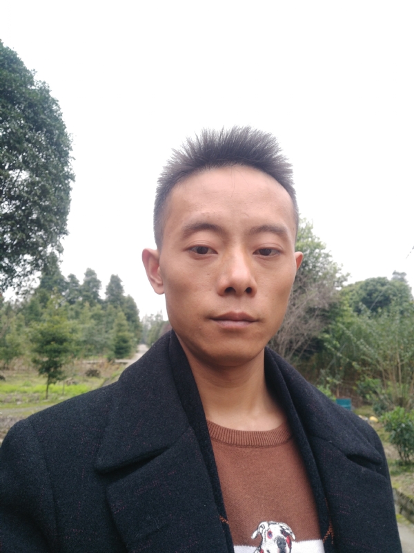 携手白头的第二张照片--鞍山相亲服务中心