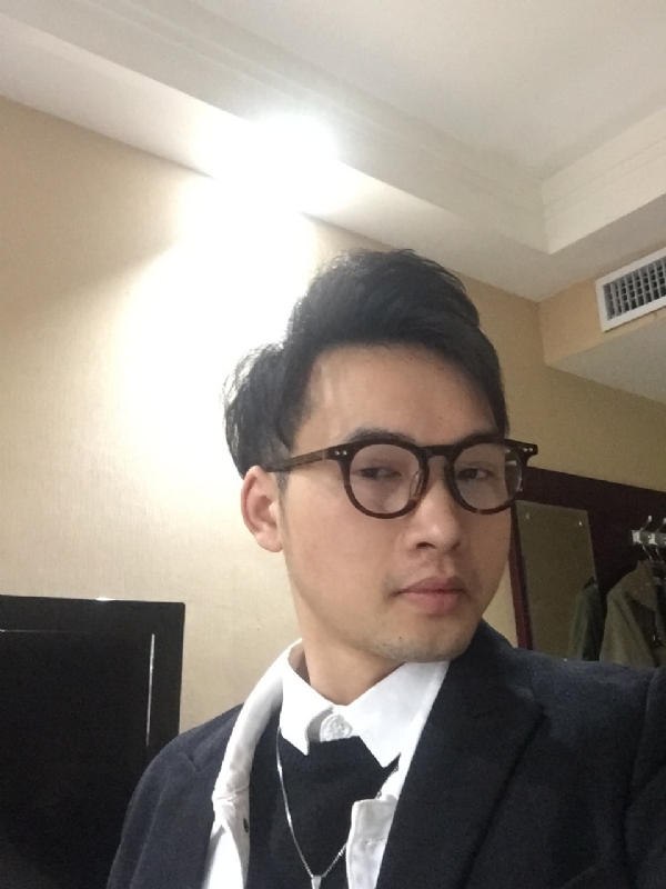 曾亮的第四张照片--鞍山相亲服务中心