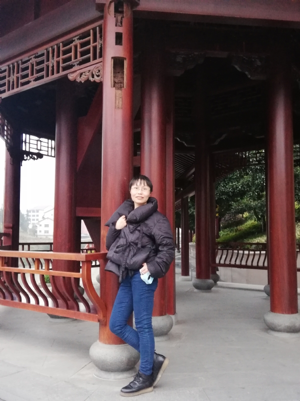 篱落的第一张照片--鞍山相亲服务中心