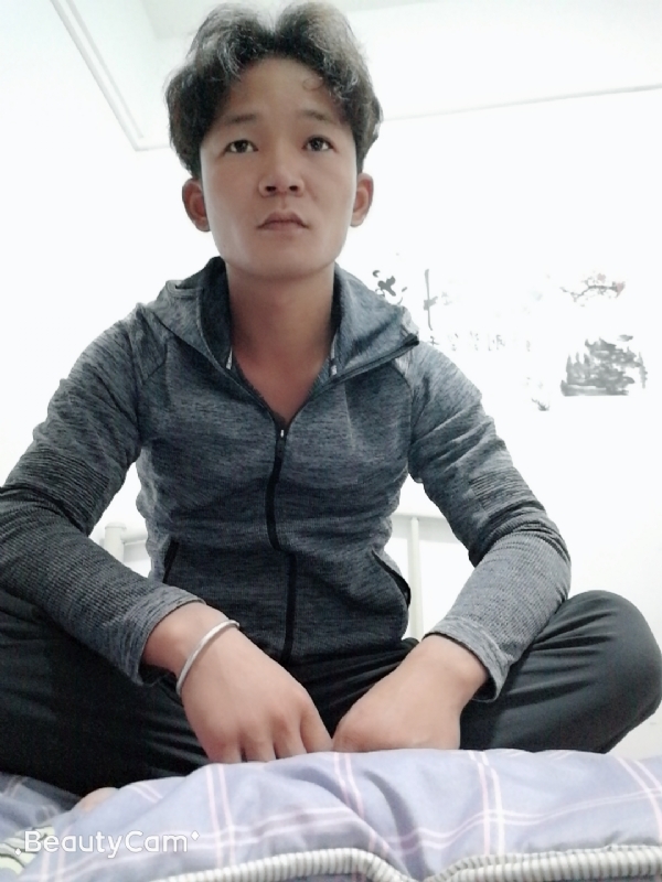 东浩学长的第一张照片--鞍山相亲服务中心