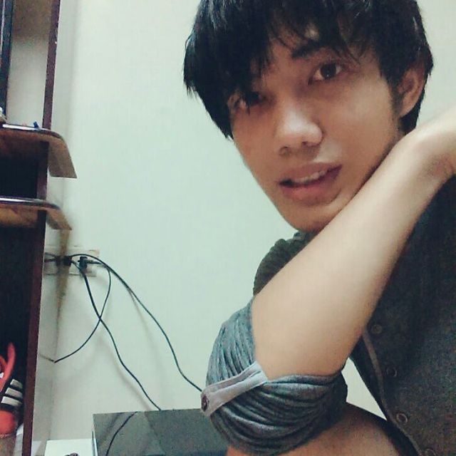 jhonnycheng的第一张照片--鞍山相亲服务中心