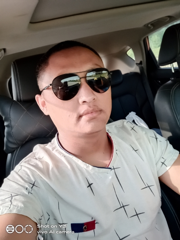 寻缘的第一张照片--鞍山相亲服务中心