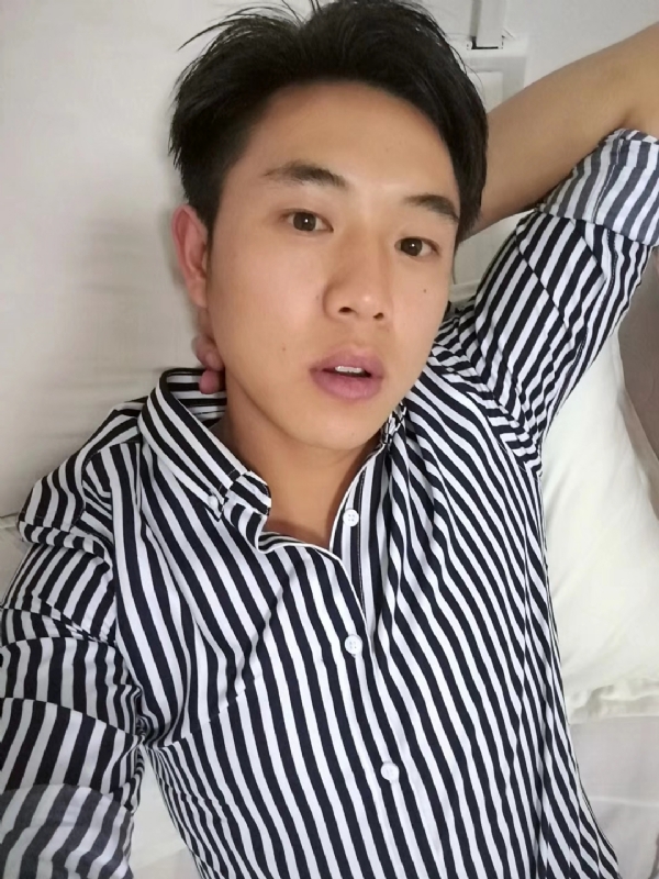 小雷的第二张照片--鞍山相亲服务中心