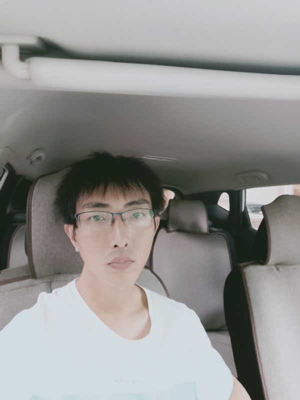 阳光大男孩的第一张照片--鞍山相亲服务中心