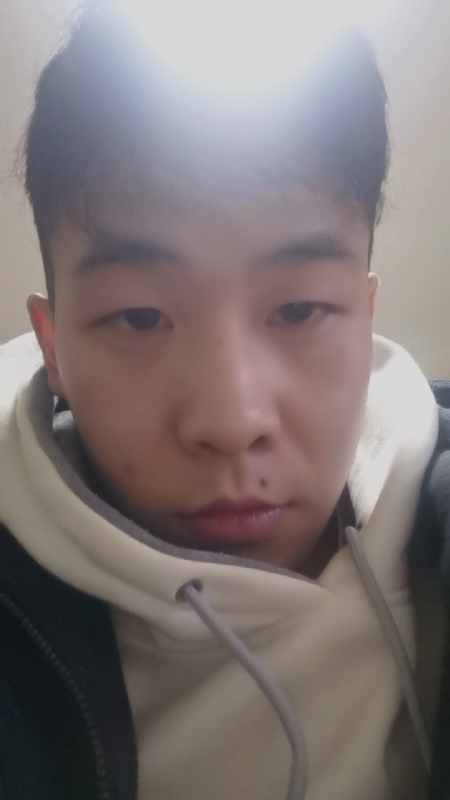 辉会灰的第一张照片--鞍山相亲服务中心